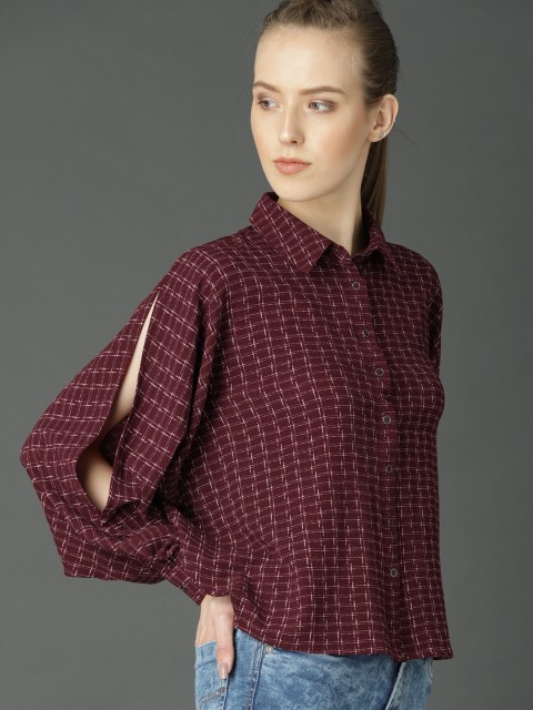 

Roadster Women Burgundy Printed Shirt with Slit Sleeves