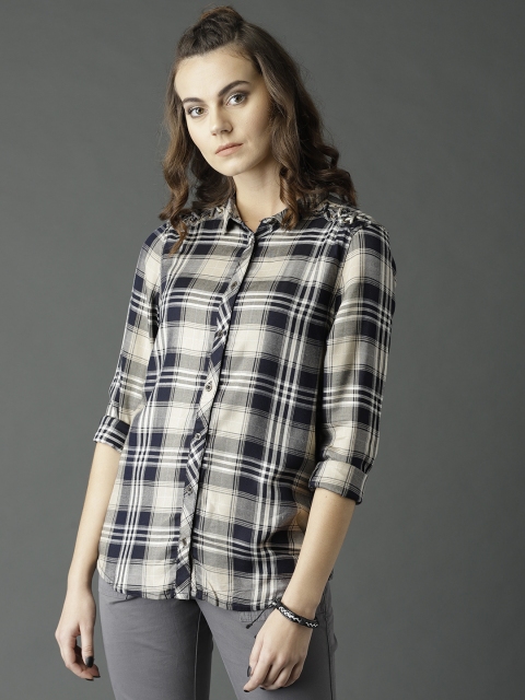 

Roadster Women Beige & Navy Regular Fit Checked Casual Shirt
