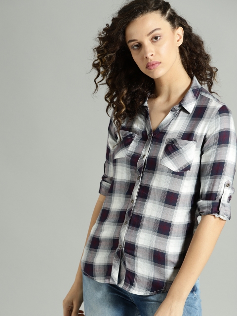 

Roadster Women Grey & Burgundy Regular Fit Checked Casual Shirt