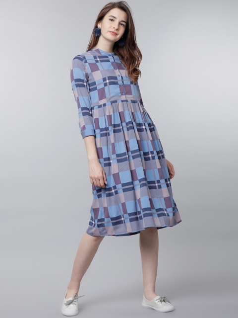 

Tokyo Talkies Women Blue Checked Fit and Flare Dress