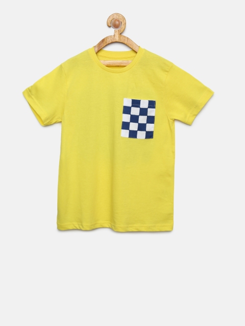 

Bossini Boys Yellow Solid Round Neck T-shirt