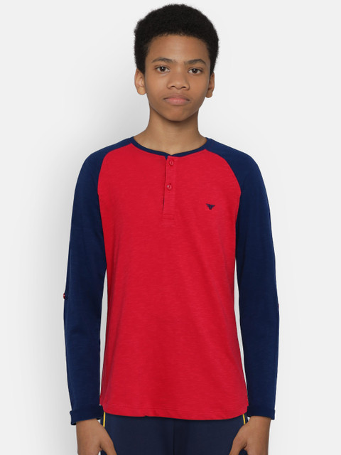 

Fame Forever by Lifestyle Boys Red Solid Henley Neck T-shirt