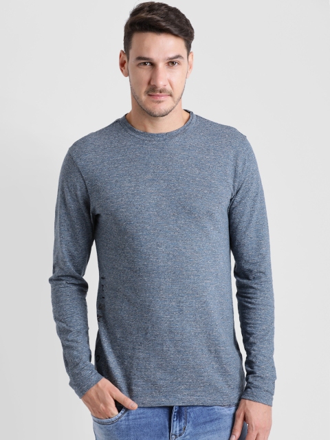

Leo Sansini Men Grey Striped Round Neck T-shirt