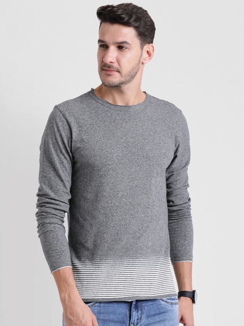

Leo Sansini Men Grey Melange Striped Round Neck T-shirt
