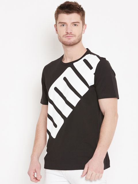 

Puma Men Black & White Oversize Logo Printed T-shirt