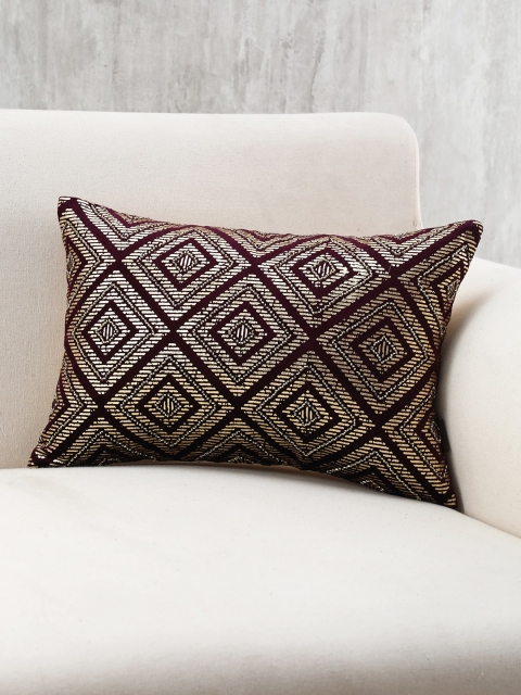 

Pure Home and Living Maroon Single Geometric Rectangle Cushion Cover
