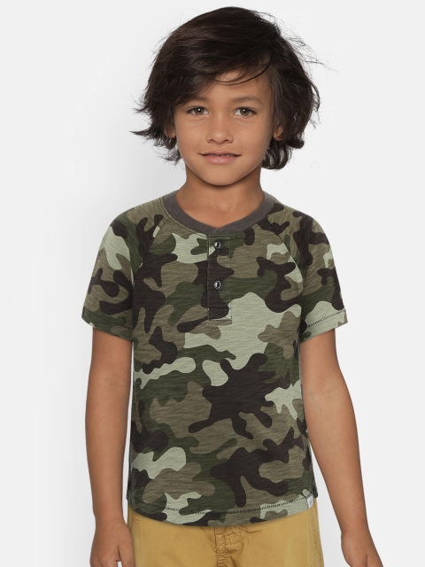 

GAP Boys' Green Camo Print T-shirt