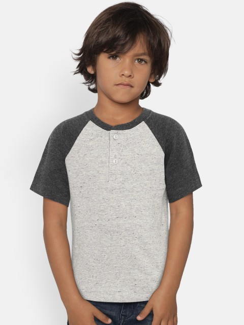 

GAP Boys Grey Melange Solid Henley Neck T-shirt