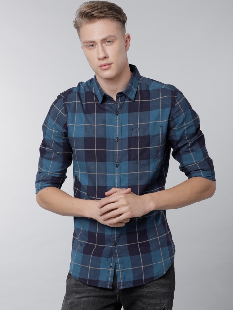

LOCOMOTIVE Men Navy Blue & Teal Slim Fit Checked Casual Shirt