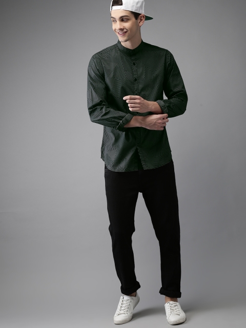 

HERE&NOW Men Black & Green Regular Fit Striped Casual Shirt