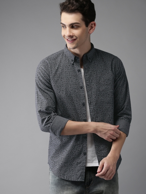 

HERE&NOW Men Grey Regular Fit Printed Casual Shirt