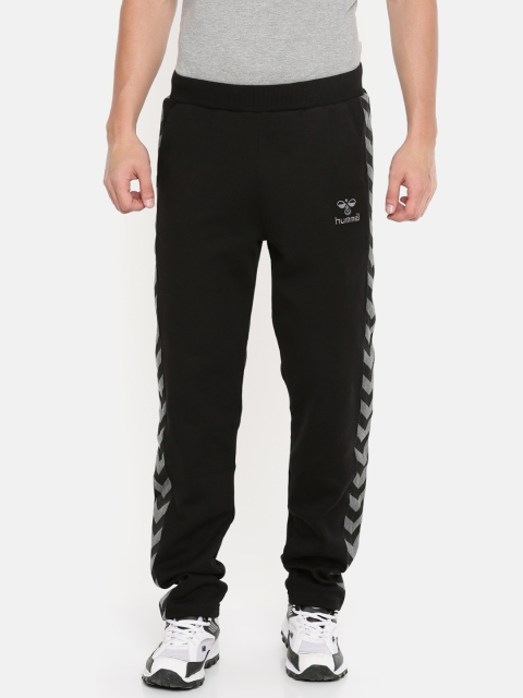 

hummel Men Black Solid Track Pants