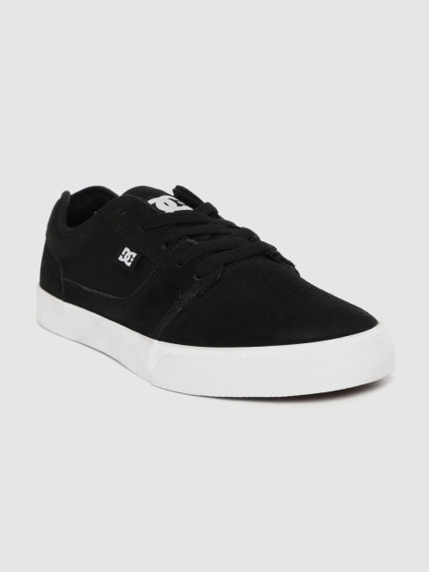 

DC Men Black Solid Leather Sneakers