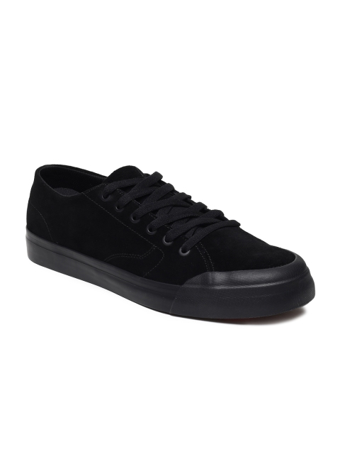 

DC Men Black Sneakers