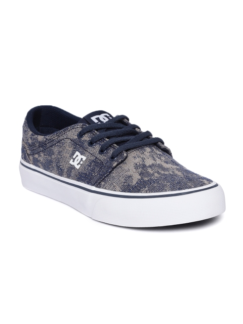 

DC Men Navy Blue & Taupe Woven Design Sneakers