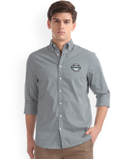 

GANT Men Green & White Regular Fit Checked Casual Shirt