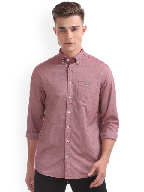 

GANT Men Red Regular Fit Solid Casual Shirt