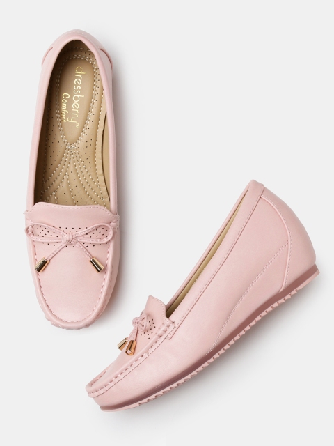

DressBerry Women Pink Solid Pumps with Bow Detail
