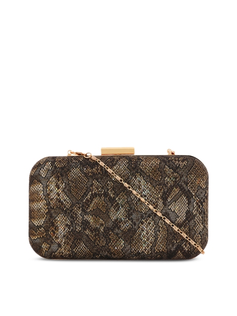 

Berrypeckers Black & Brown Textured Clutch