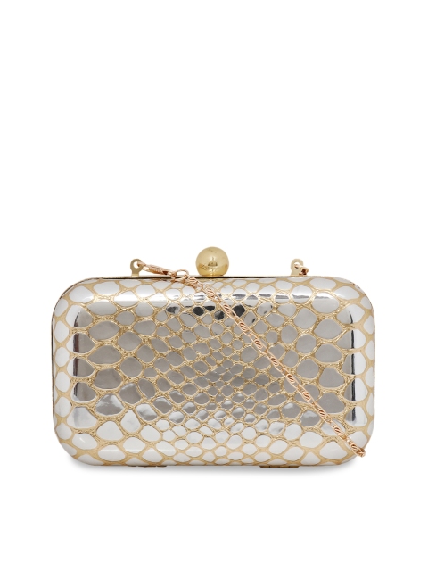 

Berrypeckers Gold-Toned Textured Clutch
