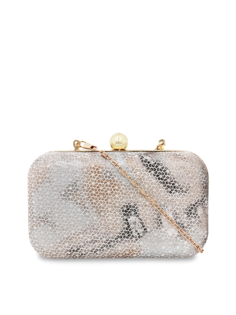 

Berrypeckers Silver-Toned Textured Clutch