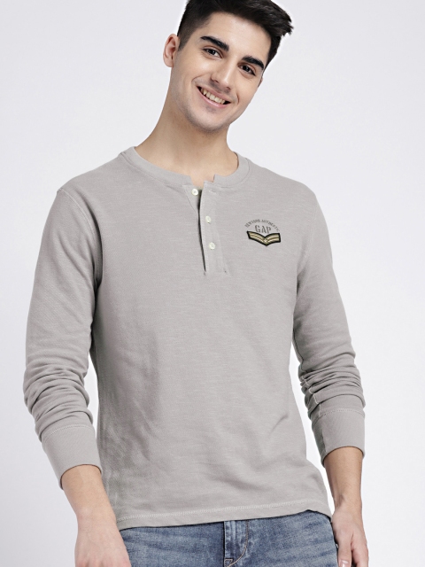 

GAP Men's Grey Long Sleeve Ombre Dyed Henley in Slub