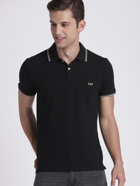 

GAP Men's Black Basic Polo with Logo
