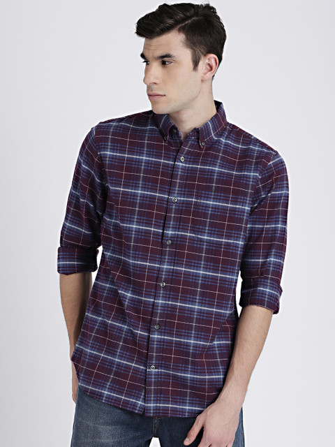 

GAP Men's Blue & Burgundy Pattern Oxford Shirt in Stretch