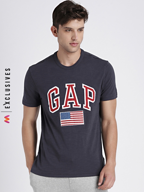 

GAP Men's Navy Blue Flag And Logo Applique Cotton T-Shirt