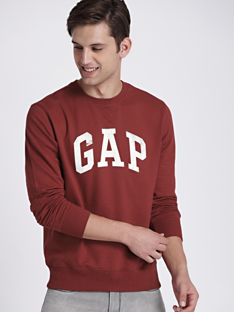 

GAP Men's Maroon Logo Fleece Crewneck Sweatshirt