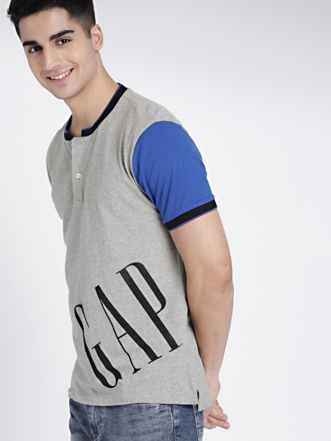 

GAP Men's Grey Melange Logo Short Sleeve Henley