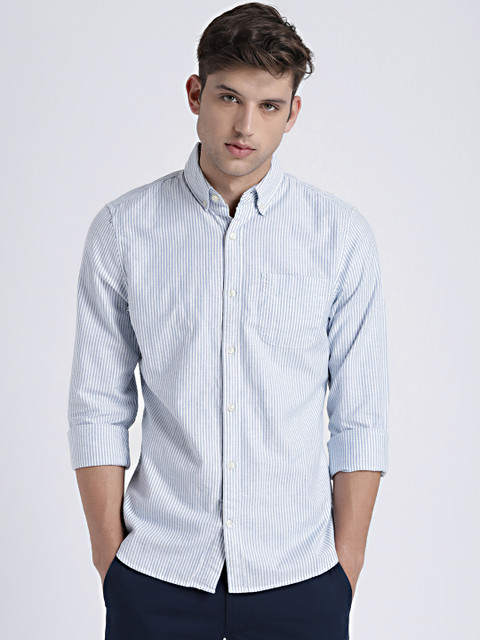 

GAP Men's Blue & White Oxford Shirt in Stretch