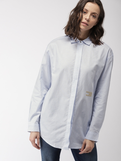 

Tommy Hilfiger Women Blue & White Regular Fit Striped Casual Shirt