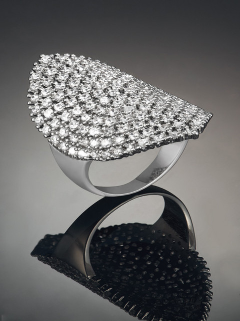 

Shaze Women Silver-Toned Cubic Zirconia Studded Ring