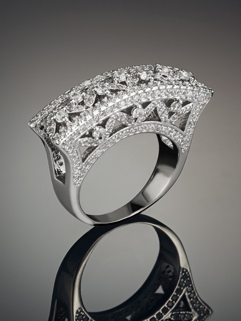 

Shaze Women Silver-Toned Cubic Zirconia Studded Ring