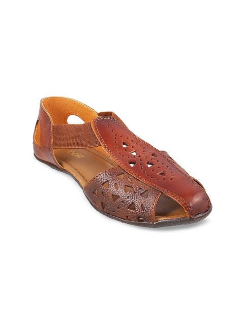 

Mochi Women Brown Solid Leather Mojaris
