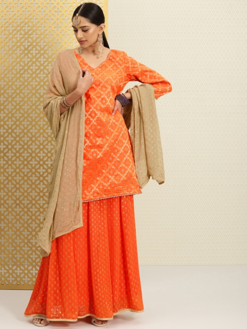 

House of Pataudi Women Orange & Gold Kurti with Gold Print Skirt & Dobby Dupatta