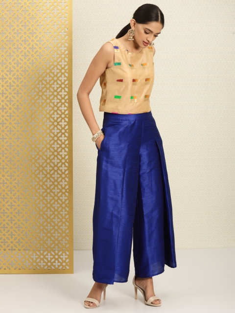 

House of Pataudi Women Beige & Blue Brocade Crop Top and Palazzos