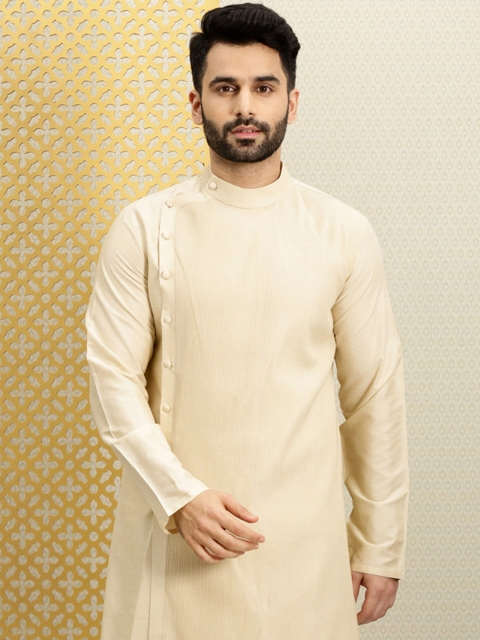 

House of Pataudi Men Beige Pin Tuck Kurta With Churidar