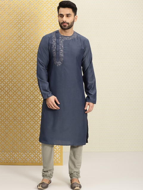 

House of Pataudi Men Mid Grey Embroiderd Angarkha Kurta with Churidar, Blue