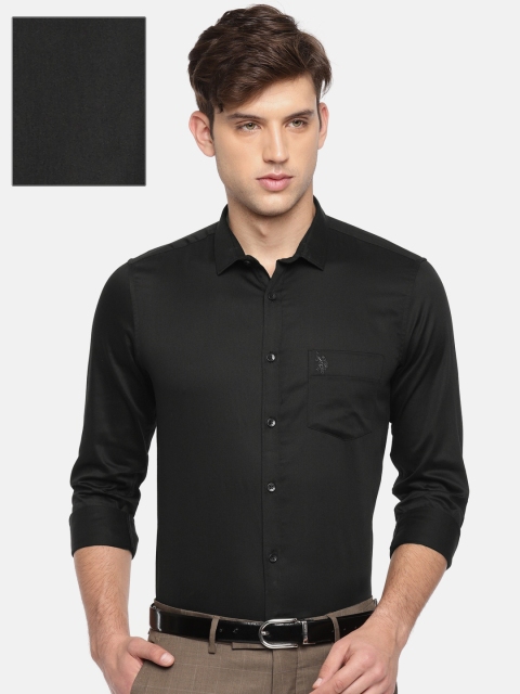 

U.S. Polo Assn. Denim Co. Men Black Slim Fit Solid Formal Shirt