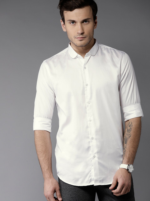 

DENNISON Men White Slim Fit Solid Casual Shirt