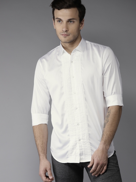 

DENNISON Men White Slim Fit Solid Casual Shirt