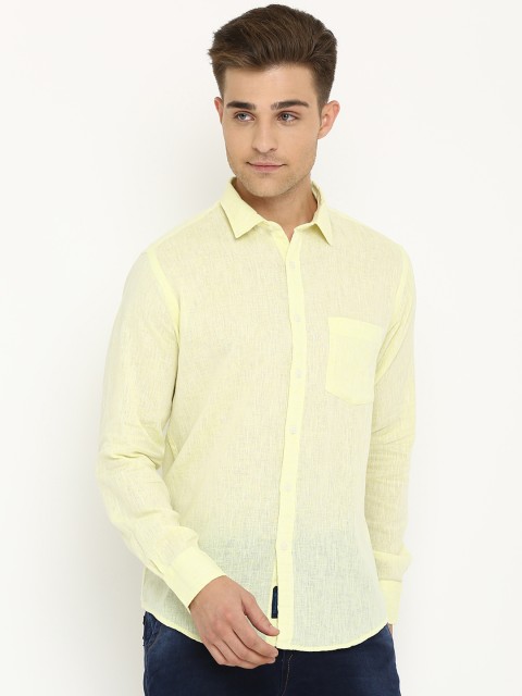 

Linen Club CAVALLO Men Yellow Slim Fit Solid Linen Casual Shirt