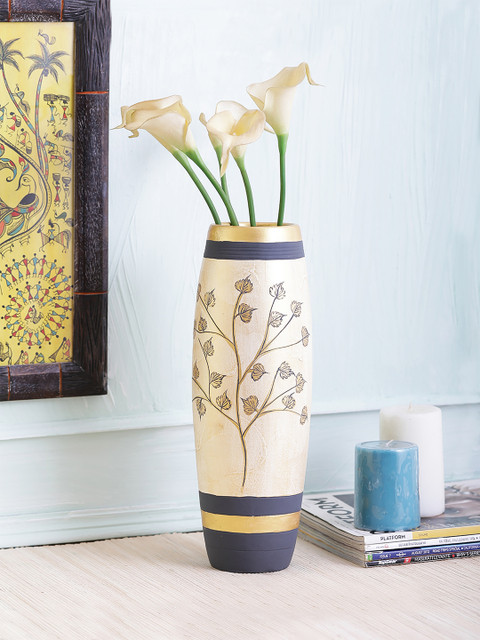 

VarEesha Gold Leaf Terracotta Vase
