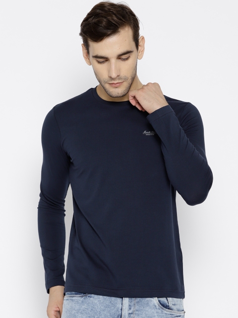 

Monte Carlo Men Navy Blue Solid Round Neck T-shirt