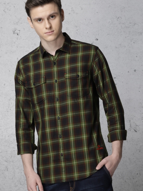 

Ecko Unltd Men Olive Green & Navy Blue Slim Fit Checked Casual Shirt