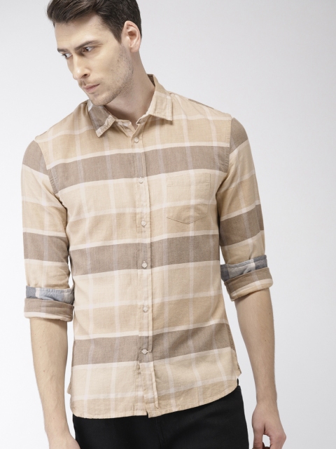 

Celio Men Beige Slim Fit Checked Casual Shirt