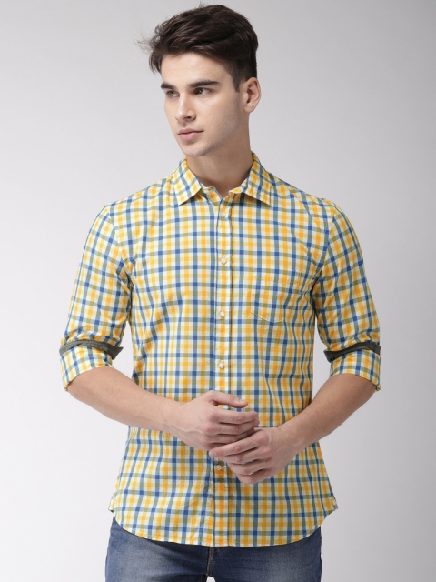 

Celio Men White & Yellow Slim Fit Checked Casual Shirt
