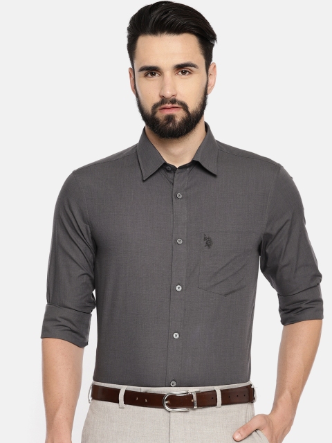 

U.S. Polo Assn. Tailored Men Charcoal Grey Tailored Fit Solid Formal Shirt